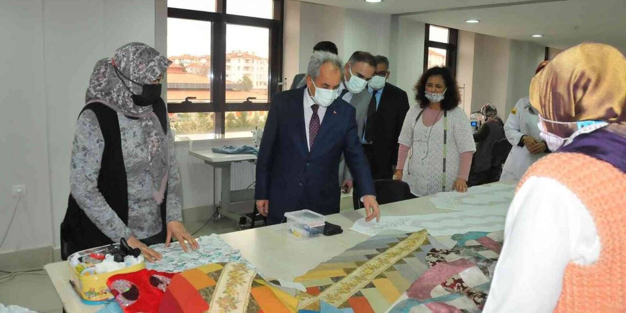 Başkan Akkaya Akşehir KOMEK’i ziyaret etti