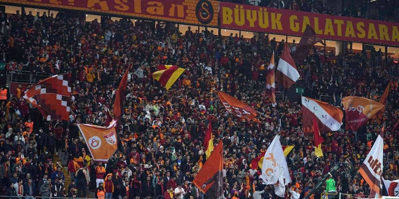 Spor Toto Süper Lig: Galatasaray: 0 - GZT Giresunspor: 1 (Maç devam ediyor)