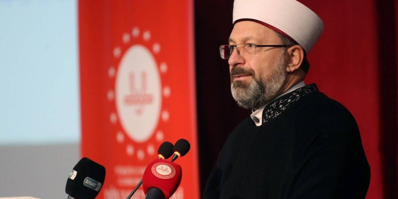 Diyanet İşleri Başkanı Erbaş: “Güzel ahlakı her yerde yaygınlaştırmak zorundayız”