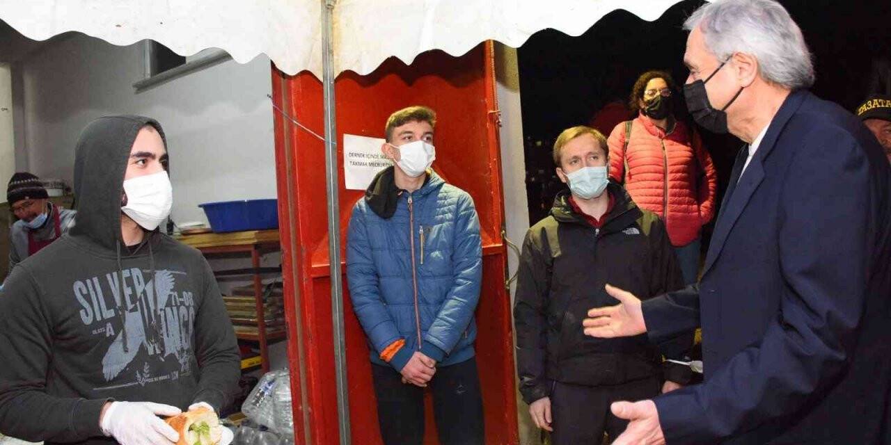 Başkan Bakkalcıoğlu vatandaşlar ile buluştu