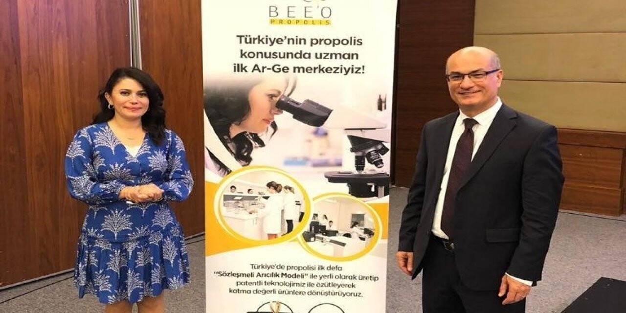 Dermatolog Kutlubay: “Arı zehri kırışıklıkları önlüyor”