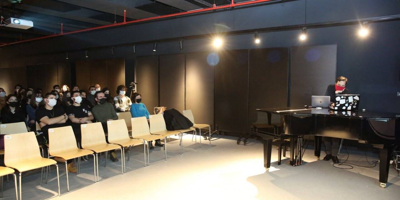 Ünlü besteci Sanlıkol deneyimlerini Nilüfer’de paylaştı