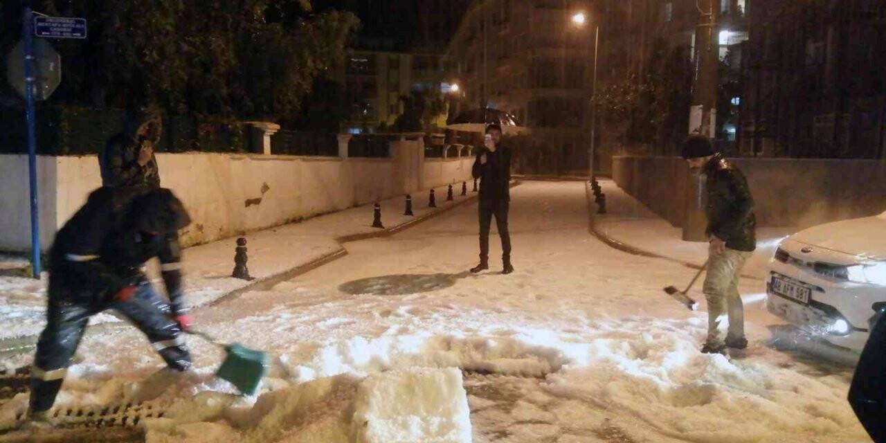 Turizm bölgesi Marmaris’te yangın ve sel sonrası dolu kabusu