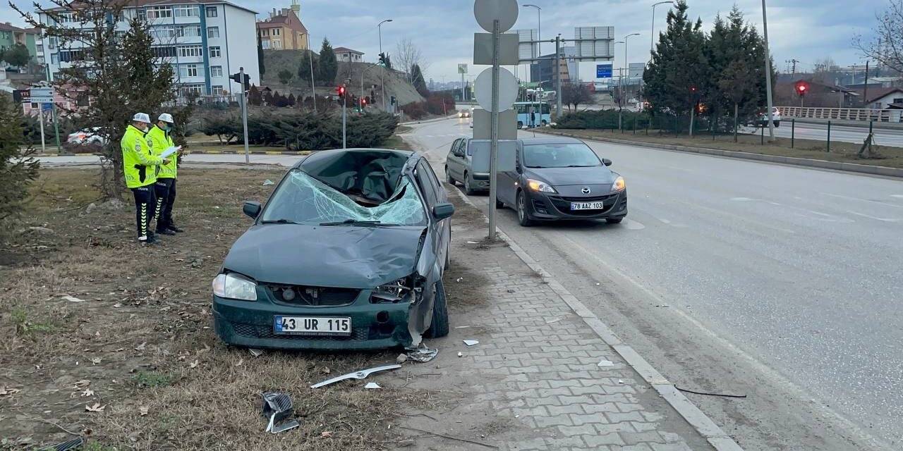 Otomobilin çarptığı üniversitesi öğrencisi hayatını kaybetti