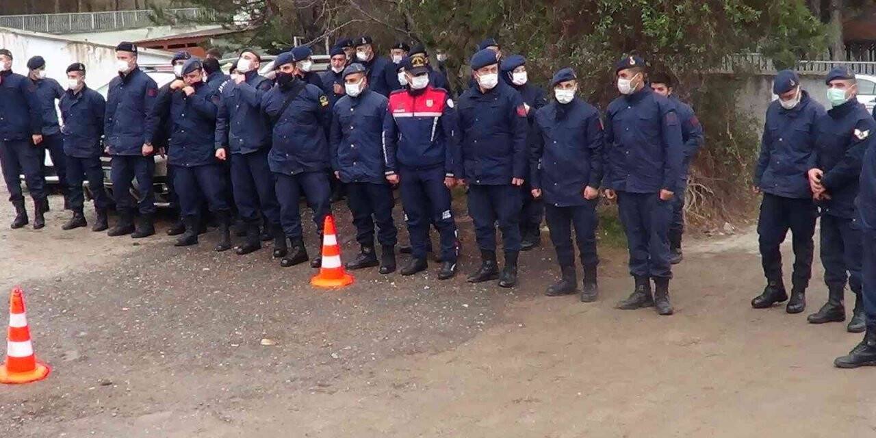Sandıklı’da jandarma personeline güvenli ve ileri sürüş teknikleri eğitimi verildi