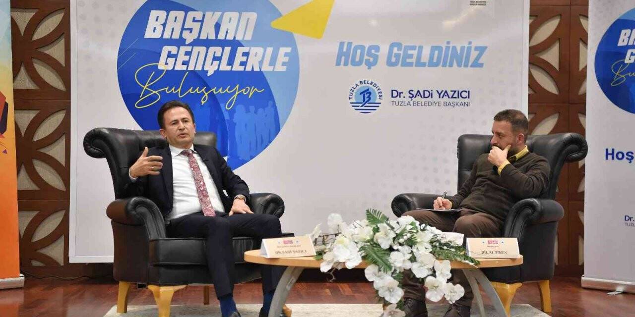 Tuzla Belediye Başkanı Yazıcı gençlerle bir araya geldi