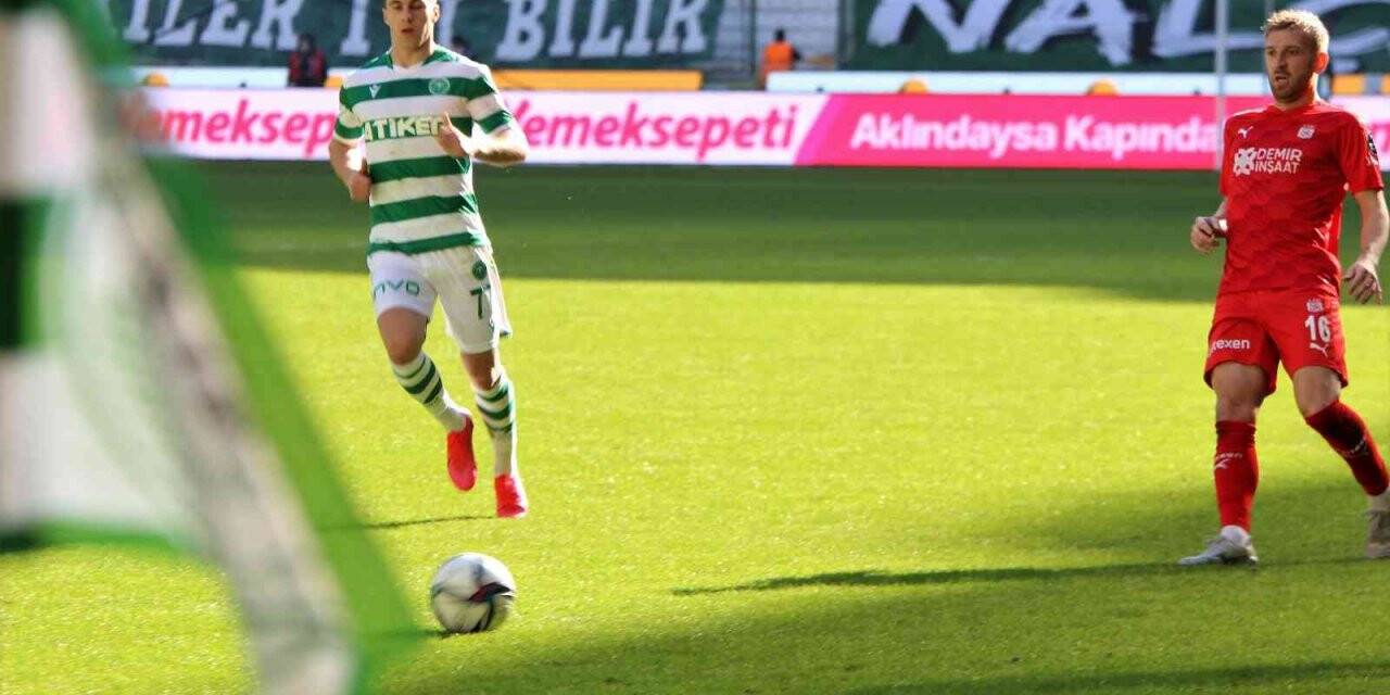 Spor Toto Süper Lig: İH Konyaspor: 0 - DG Sivasspor: 0 (İlk yarı)