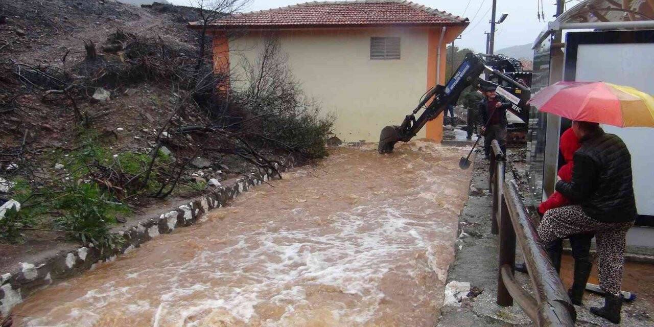 Marmaris yaralarını sarıyor