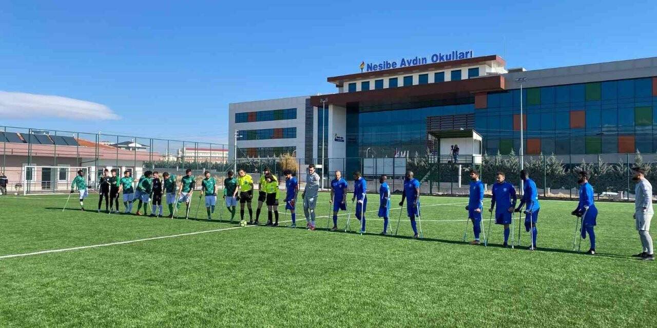 Şahinbey ampute liderlik koltuğunda