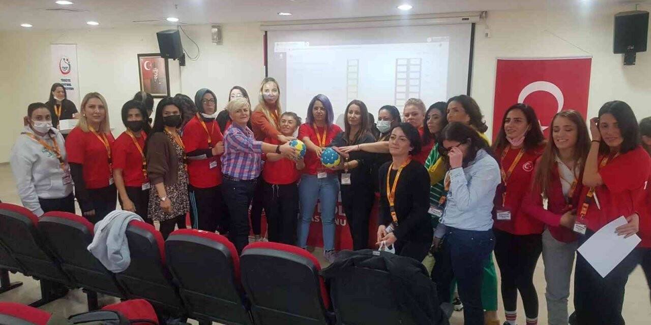Türkiye Hentbol Federasyonu’nda seminerler tamamlandı