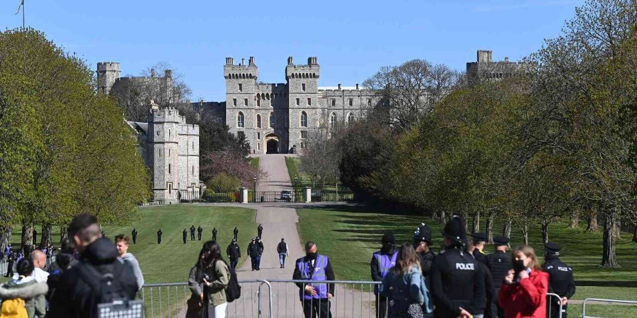 Kraliçe II. Elizabeth’in güvenliği için Windsor Kalesi uçuşa yasak bölge ilan edildi