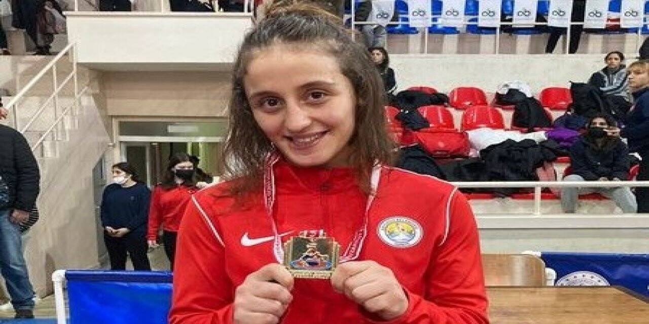 Köyceğizli Selvi şampiyonluğa doymuyor