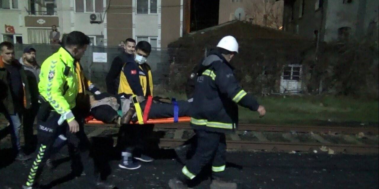 Yüksek gerilim hattına dokunarak yaralanan çocuk hayatını kaybetti