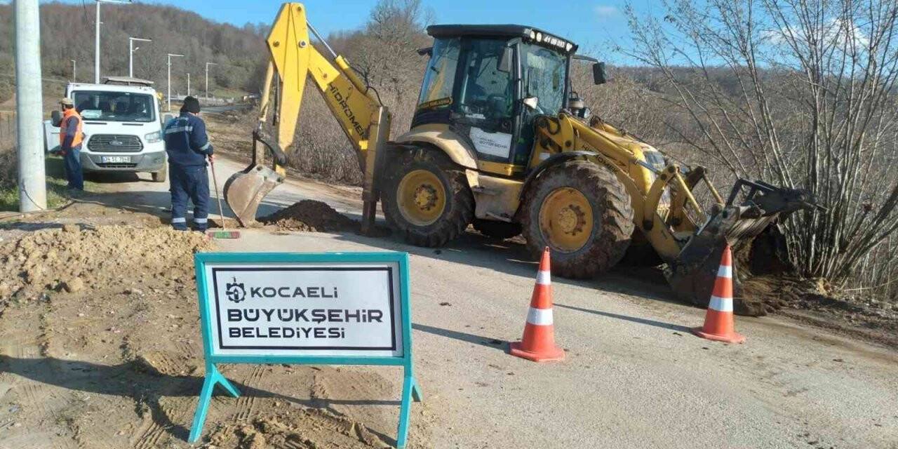 Gebze Tepemanayır’da bozulan yola bakım