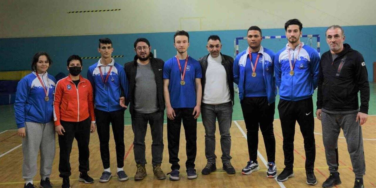 Yunusemreli tekvandocular yeni yılın ilk madalyalarını topladı