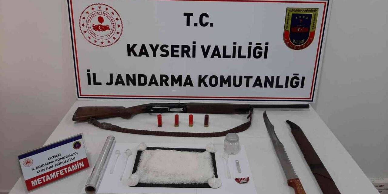 Jandarma’dan uyuşturucuya geçit yok
