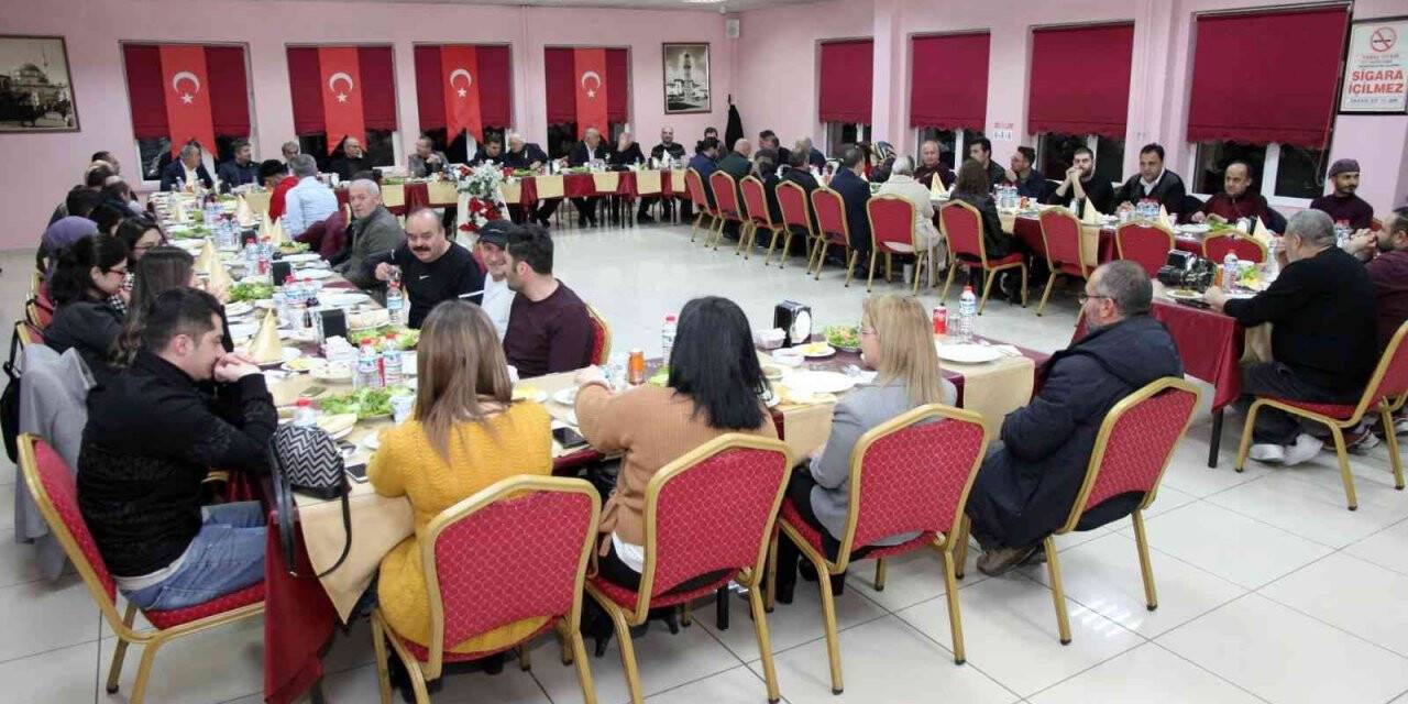 Vali Ziya Polat Yozgat’ta görev yapan gazetecilerle bir araya geldi