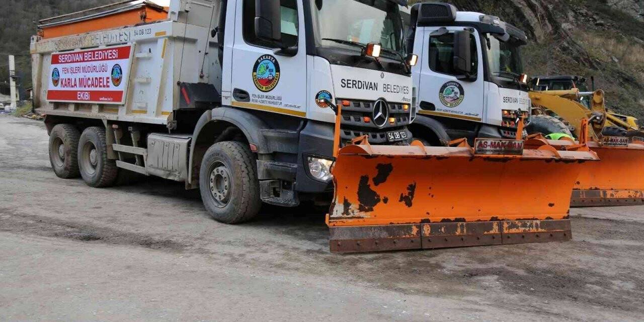 Serdivan Belediyesi, karla mücadeleye hazır