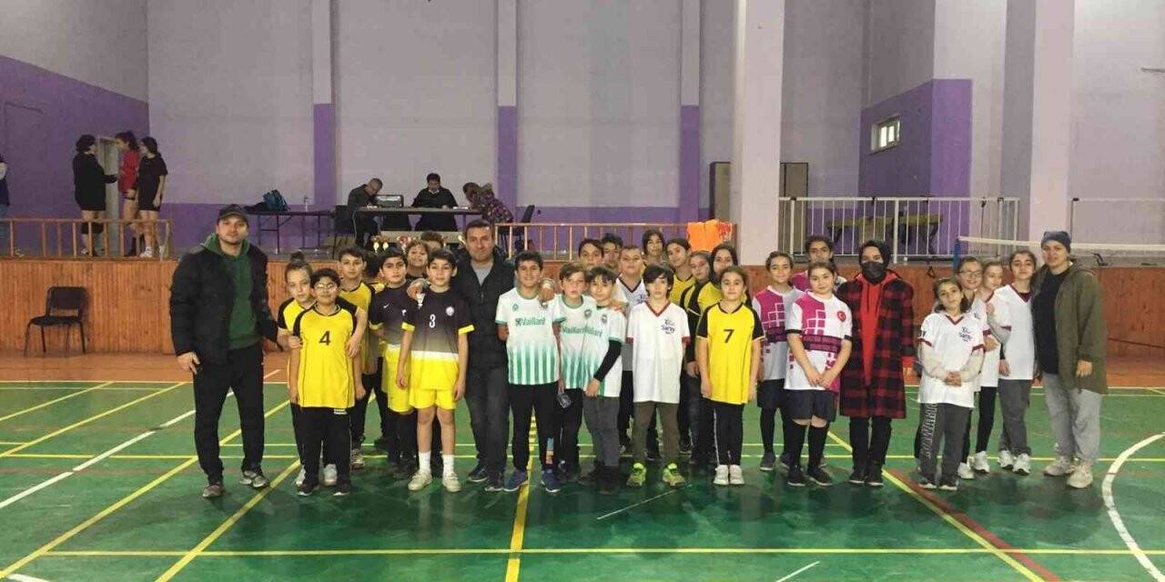 Şampiyon Mustafa Kemal Ortaokulu oldu