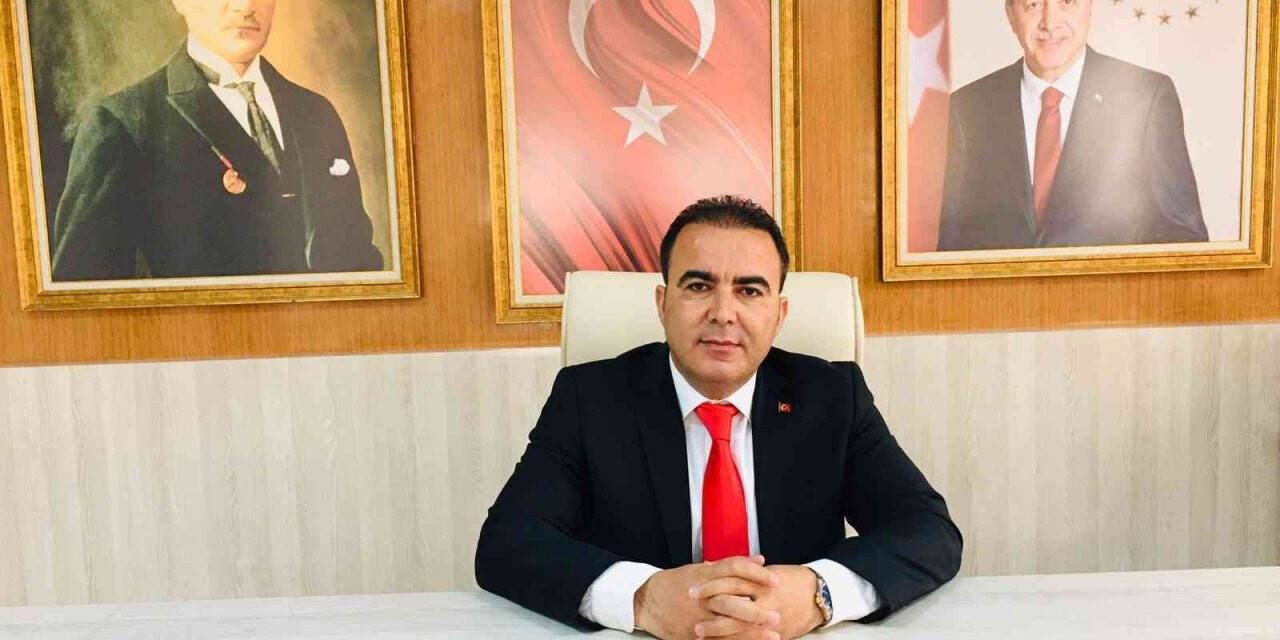 Başkan Fırat’tan üniversite öğrencilerine yeni yıl sürprizi