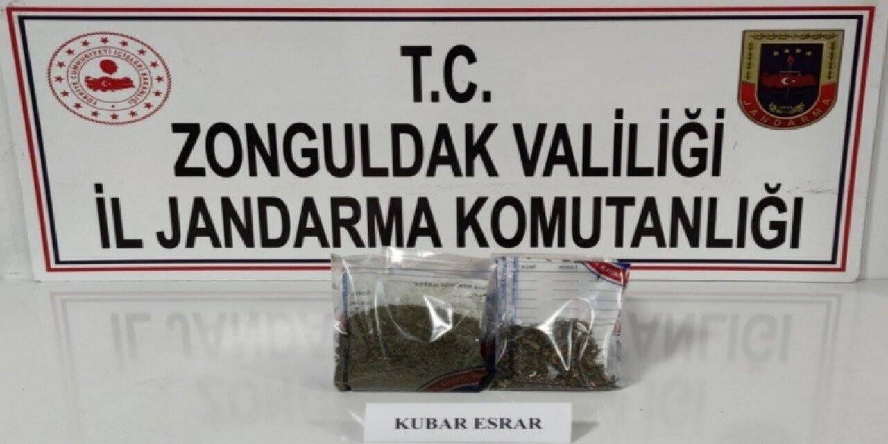 Üç ayrı adrese jandarmadan uyuşturucu operasyonu