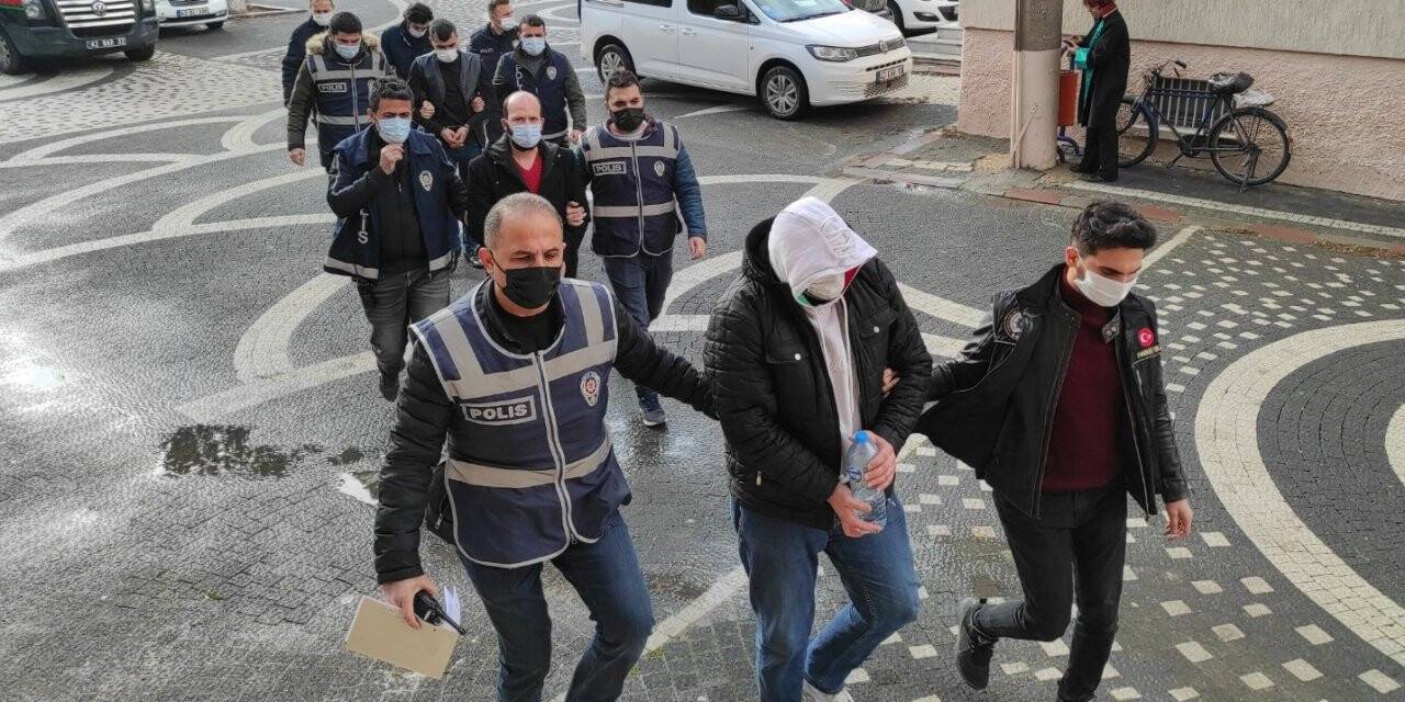 Konya'da uyuşturucu operasyonunda 14 kişi gözaltına alındı, 2'si tutuklandı