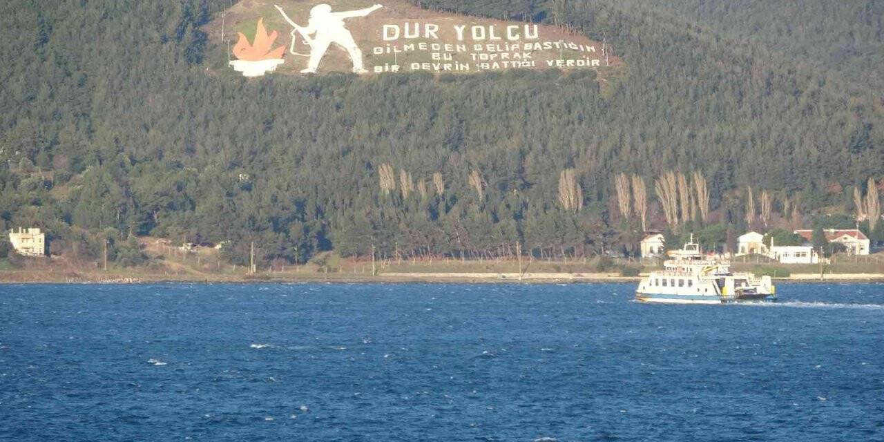 Bozcaada ve Gökçeada’ya fırtına nedeniyle 3 gündür sefer yapılamıyor