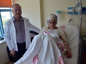 Üniversite öğrencisinin boğazına toplu iğne kaçtı
