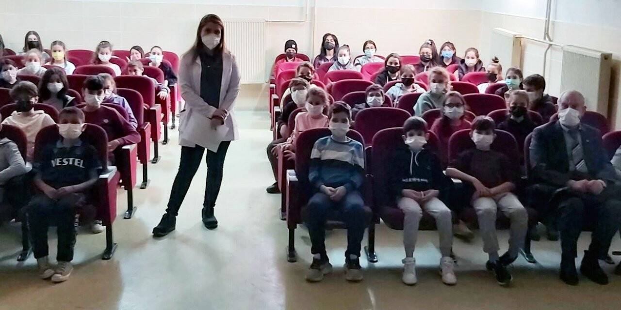 Mudanya’da öğrencilere verem mikrobu anlatıldı