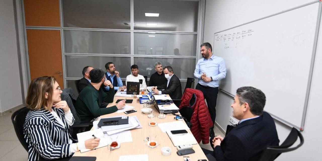 Başkan Çetin yeni proje ve yatırımları masaya yatırdı