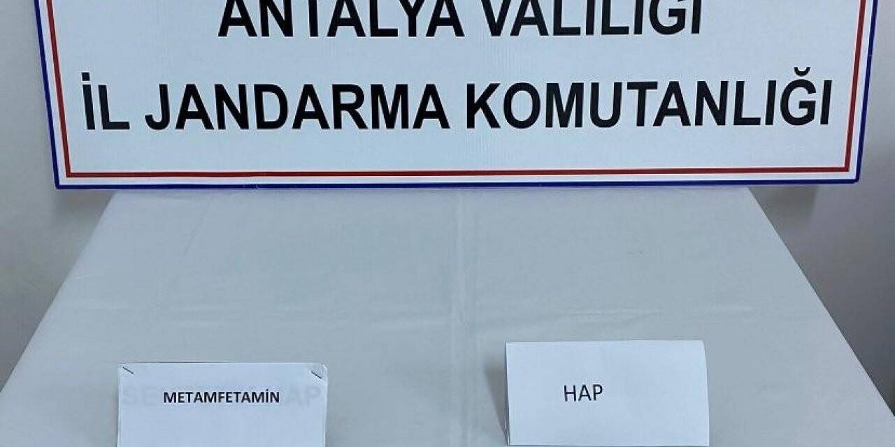 Başkasına ait kimlik numarasını veren şahsın aracında uyuşturucu ele geçirildi