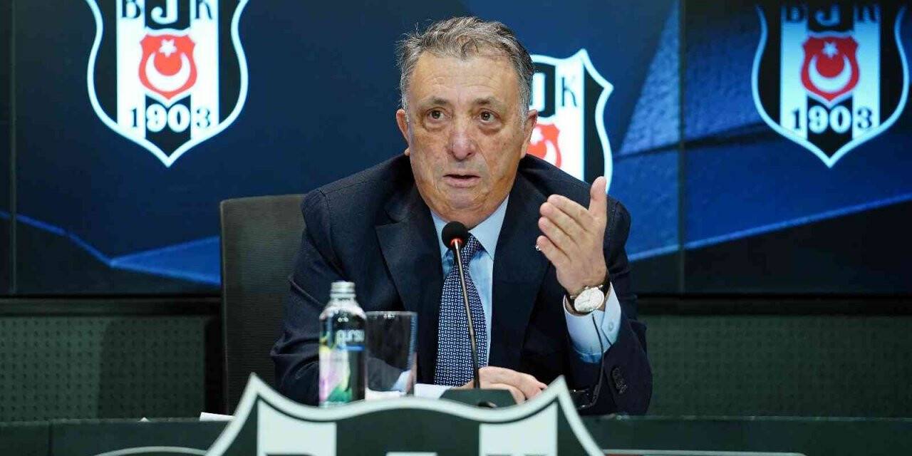 Beşiktaş Başkanı Ahmet Nur Çebi, mayıs ayında yapılacak başkanlık seçiminde aday olacağını açıkladı.