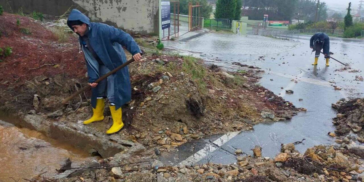 Başkan Yücel: “Sağanak yağışla ilgili ciddi bir sorun yaşamadık”