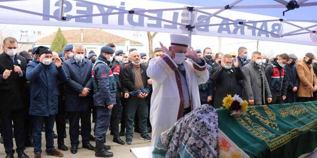 Avukat Dilara Yıldız, son yolculuğuna uğurlandı