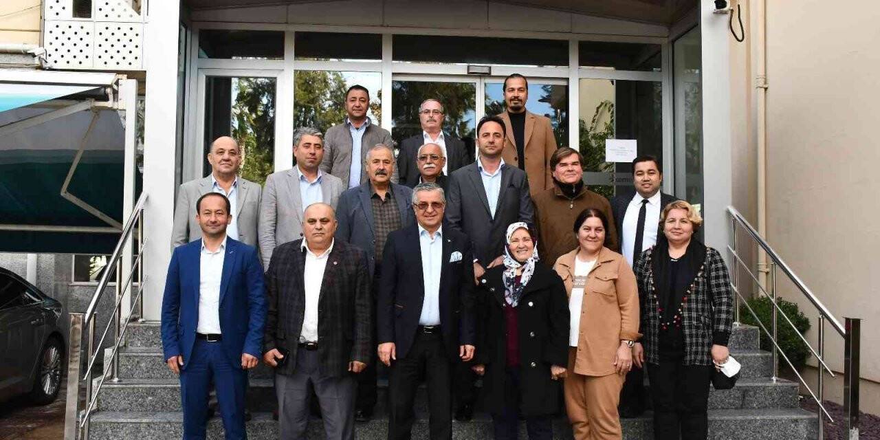 Başkan Topaloğlu, muhtarlarla bir araya geldi