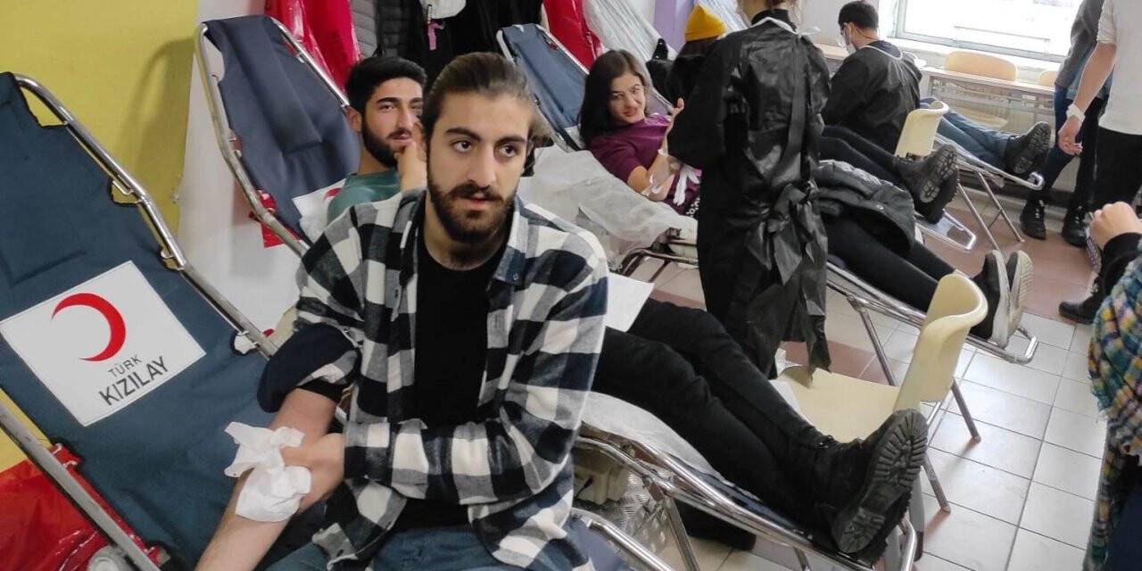 Atak Çaba’dan Kızılay’a kan desteği