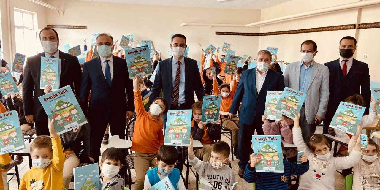 Gölge oyunu ile çocuklara enerji tasarrufu anlatıldı