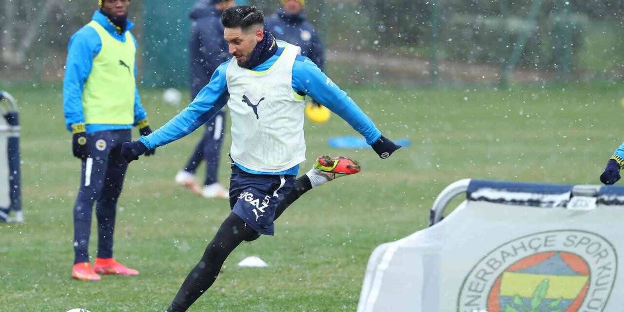 Fenerbahçe, Antalyaspor maçı hazırlıklarını sürdürdü