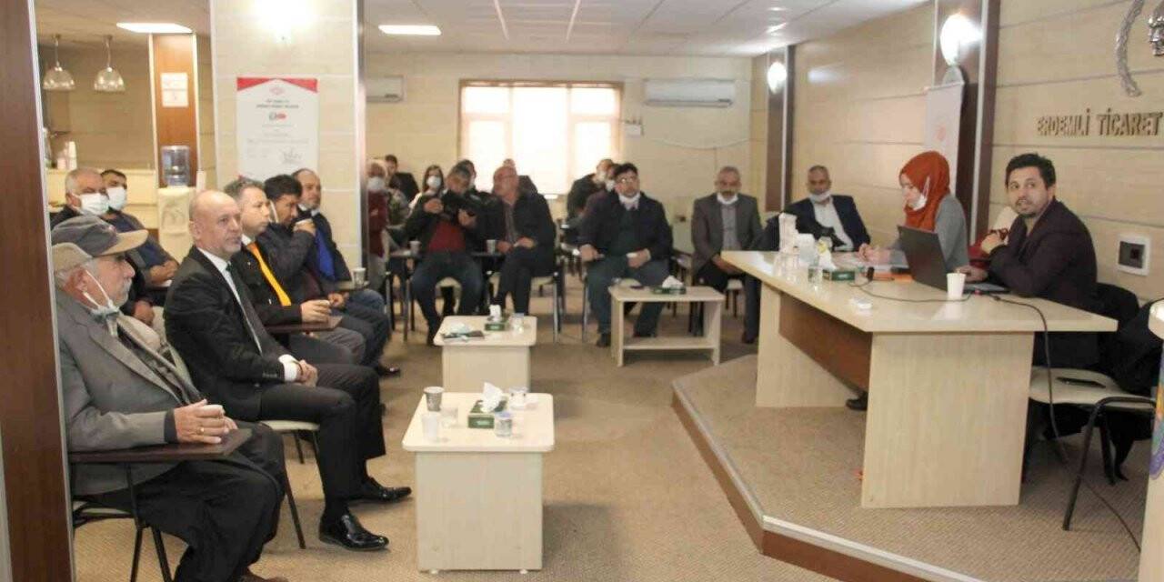 Bireysel sulama sistemlerini destekleme projesi çiftçilere anlatıldı