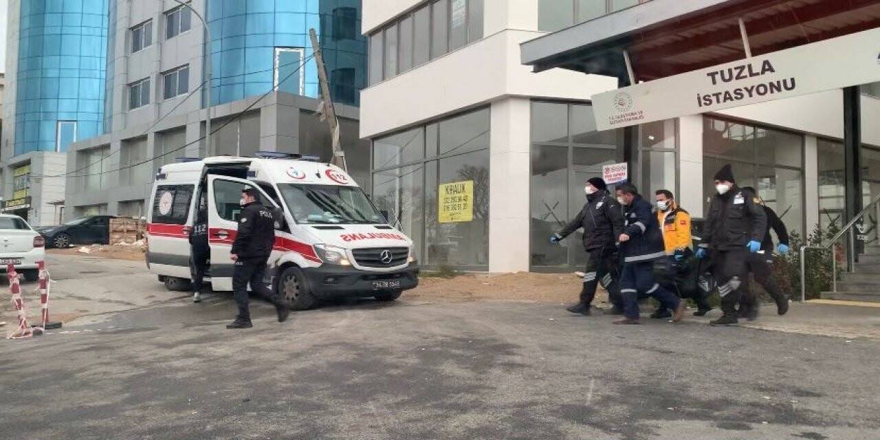 Tuzla Marmaray’da raylara atlayarak tren altında kalan kadın hayatını kaybetti