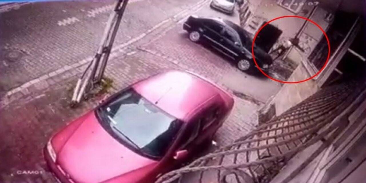 Esenyurt’ta 16 yaşındaki gencin balkondan düşme anı kamerada