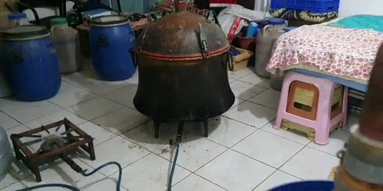 Çorum’da 576 litre kaçak içki ele geçirildi