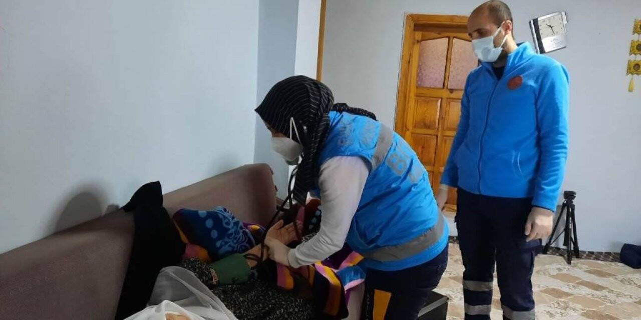 Evde sağlık hizmeti hastaların umudu oluyor