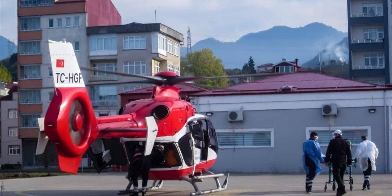 Hava ambulansı 9 günde 10 hastanın naklini sağladı