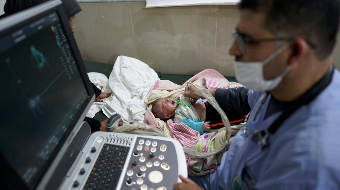 Uluslararası kuruluşların desteğini kesmesi İdlib'de sağlık sektörünü çökme noktasına getirdi