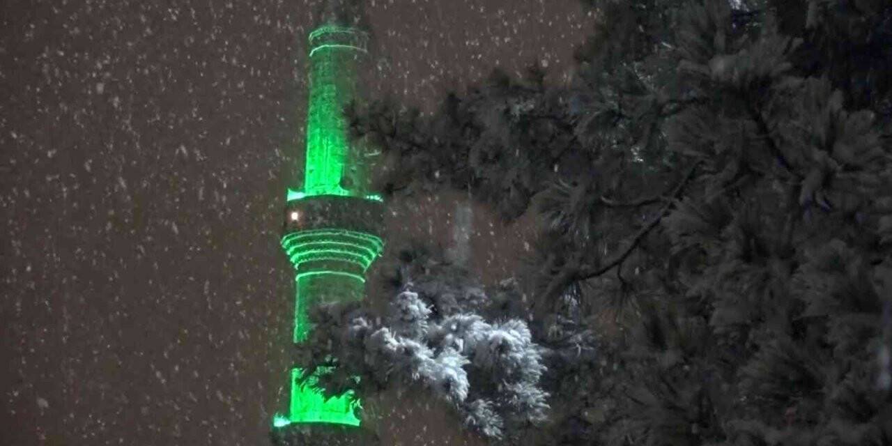 Aksaray’da yüksek kesimlerde kar yağışı etkisini sürdürüyor