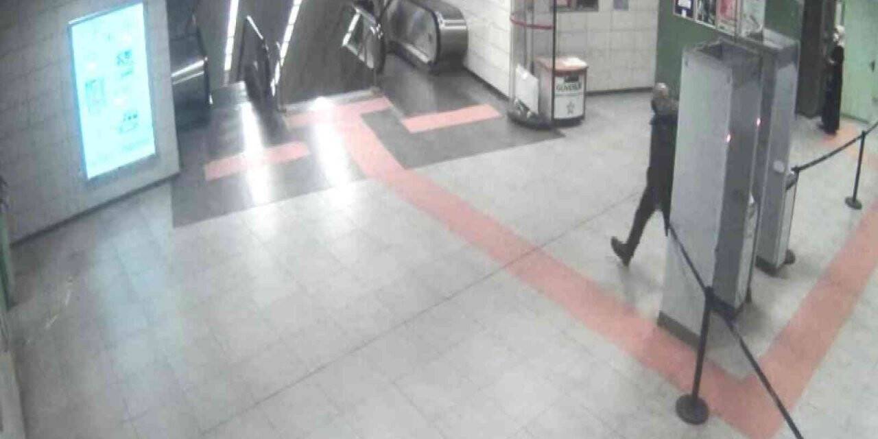 Metrodaki bıçaklı saldırıya ilişkin yeni görüntüler ortaya çıktı