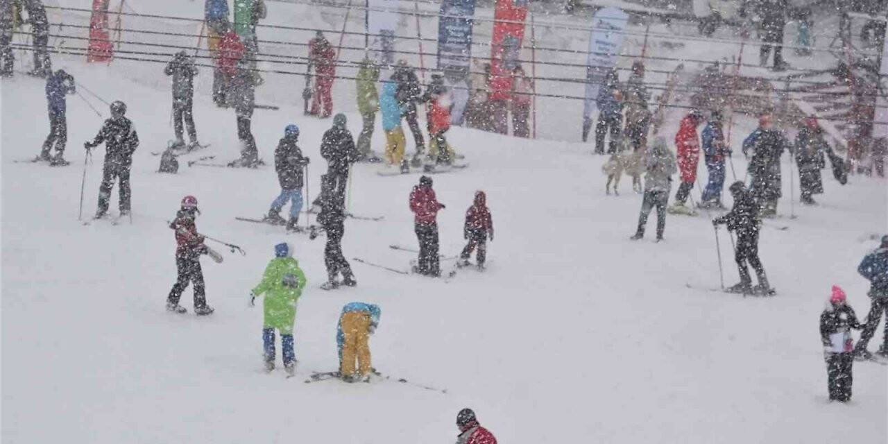 Uludağ’da yarı yıl tatiline bir hafta kala doluluk oranları yüzde 90’ları buldu