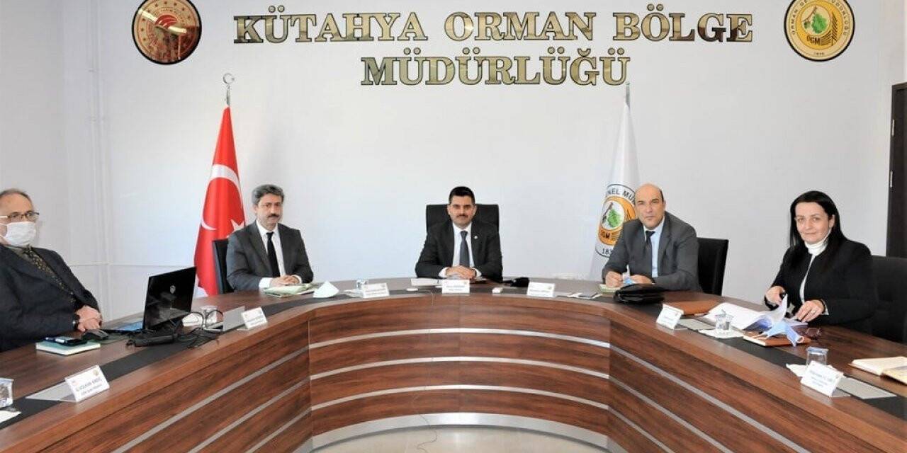 Kütahya Orman Bölge Müdürlüğü’nde çalışmalar masaya yatırıldı