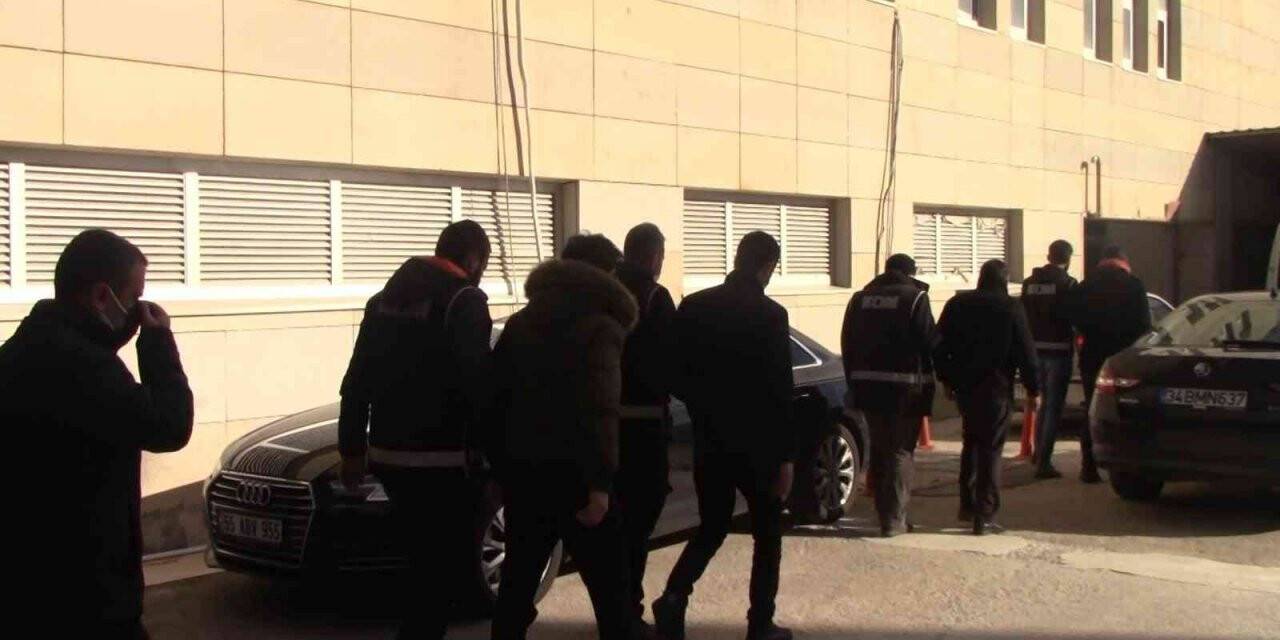 Elazığ merkezli 3 ilde tefecilik operasyonu: 9 gözaltı
